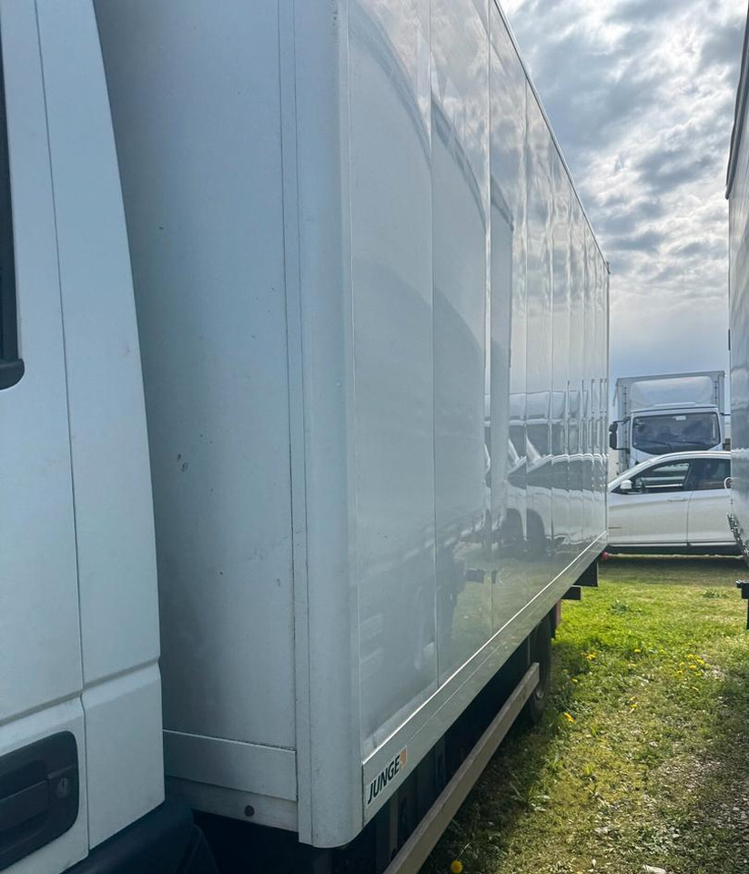 Iveco 75e190 - Грузовик с закрытым кузовом: фото 4 Iveco 75e190 - Грузовик с закрытым кузовом: фото 4