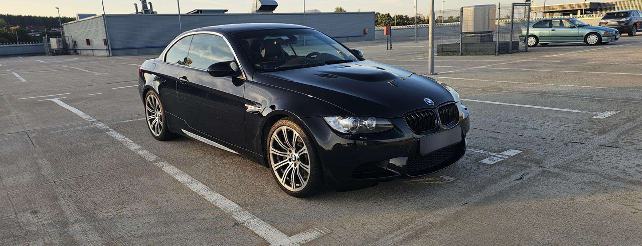 BMW M3 - Легковой автомобиль: фото 1 BMW M3 - Легковой автомобиль: фото 1