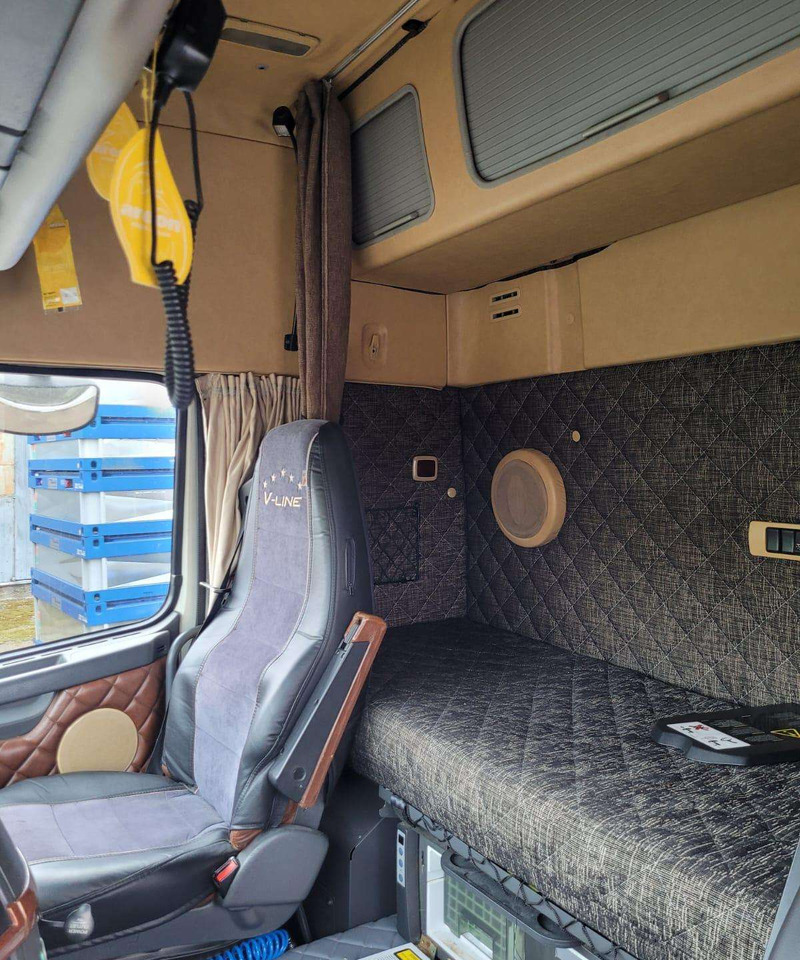 Volvo FH13 440AG - Тягач: фото 5 Volvo FH13 440AG - Тягач: фото 5