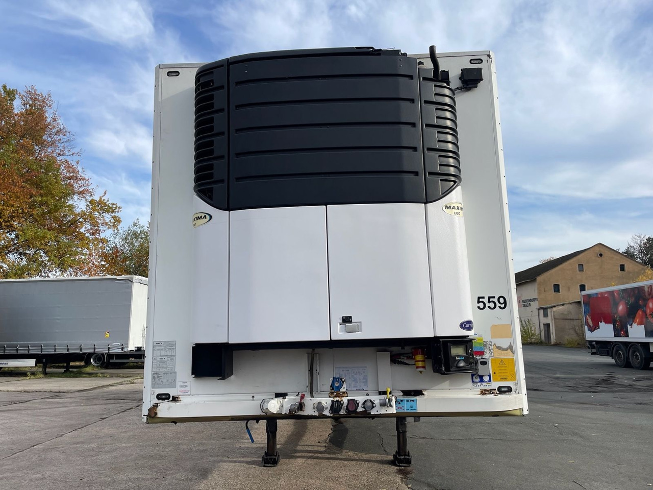 Schmitz Cargobull SKO10/CARRIER/MAXIMA1300/8810h/LBW/BÄR/Lenkachse - Полуприцеп-рефрижератор: фото 2 Schmitz Cargobull SKO10/CARRIER/MAXIMA1300/8810h/LBW/BÄR/Lenkachse - Полуприцеп-рефрижератор: фото 2