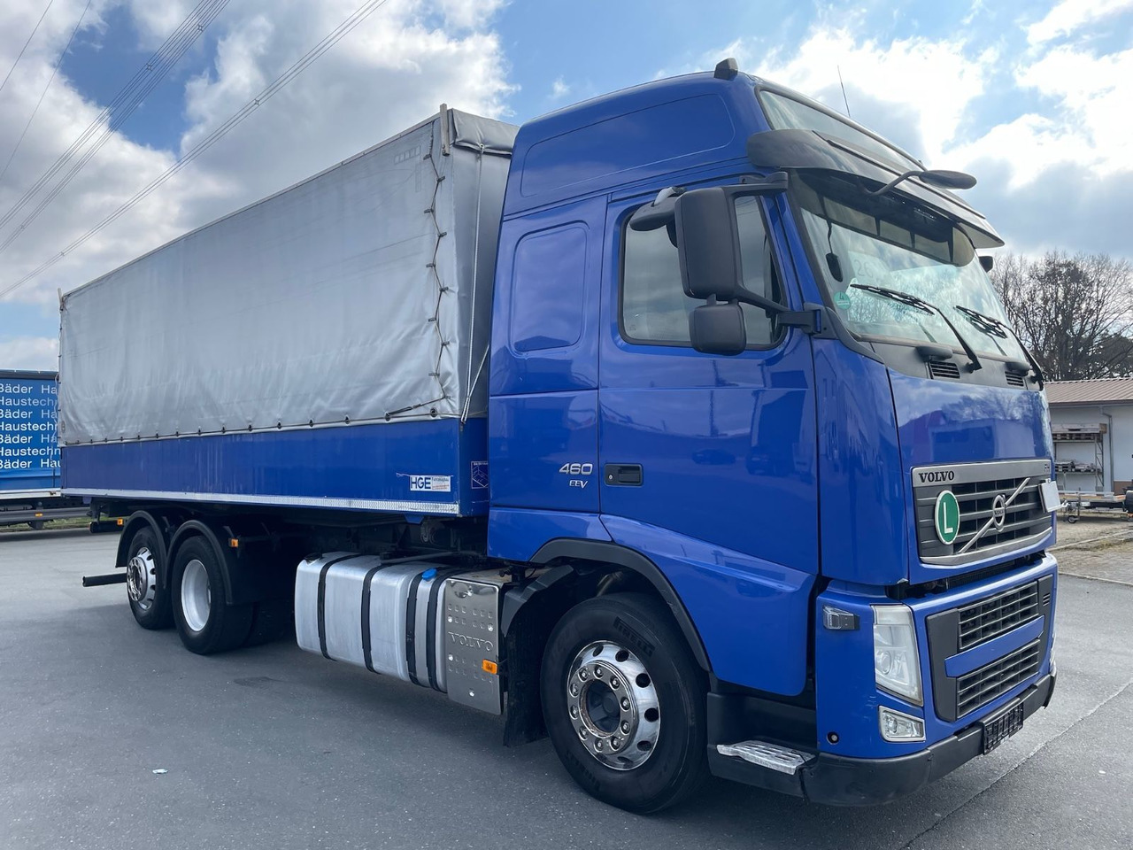 Volvo FH 460 EEV Dreiseiten-Getreidekipper/gel. NLA/AC - Тентованный грузовик: фото 1 Volvo FH 460 EEV Dreiseiten-Getreidekipper/gel. NLA/AC - Тентованный грузовик: фото 1