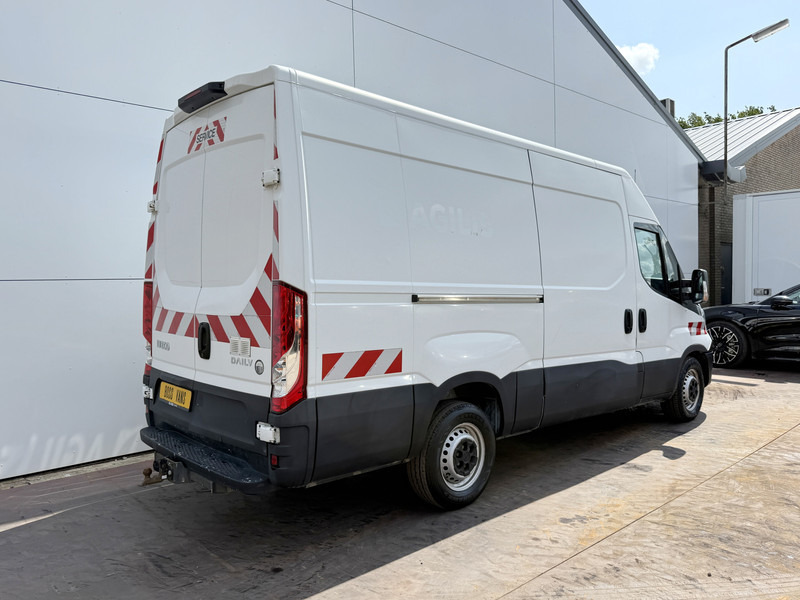 Iveco Daily 35S14 2.3 L2H2 Cruise Control Climate Control 3.5t Trekhaak Lucht geveerde stoel - Цельнометаллический фургон: фото 3 Iveco Daily 35S14 2.3 L2H2 Cruise Control Climate Control 3.5t Trekhaak Lucht geveerde stoel - Цельнометаллический фургон: фото 3