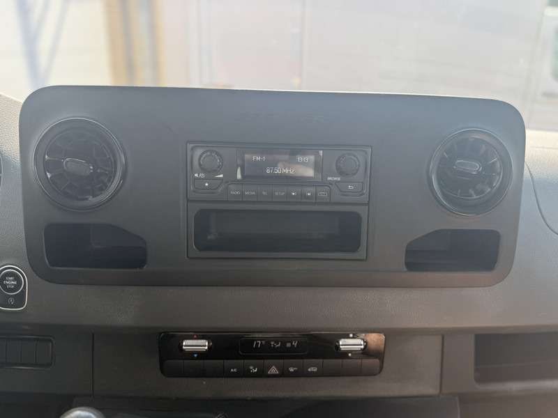 Малотоннажный самосвал Mercedes-Benz Sprinter 514 2.2 CDI Kipper Dubbellucht 3.5t Trekhaak Climate Control Cruise Control Benne Tipper: фото 16 Малотоннажный самосвал Mercedes-Benz Sprinter 514 2.2 CDI Kipper Dubbellucht 3.5t Trekhaak Climate Control Cruise Control Benne Tipper: фото 16