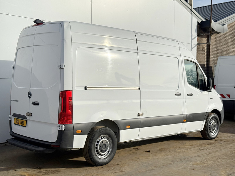 Mercedes-Benz eSprinter 312 ALL-IN PRIJS L2H2 55kWh 168km WLTP 80kw Snelladen Climate Control Camera Stoelverwarming - Цельнометаллический фургон, Электрический фургон: фото 3 Mercedes-Benz eSprinter 312 ALL-IN PRIJS L2H2 55kWh 168km WLTP 80kw Snelladen Climate Control Camera Stoelverwarming - Цельнометаллический фургон, Электрический фургон: фото 3