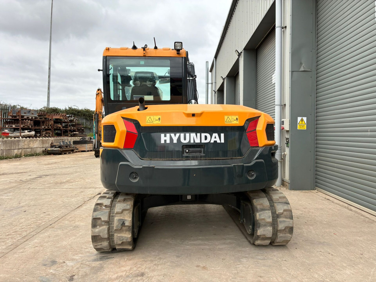 Hyundai HX85A - Мини-экскаватор: фото 4 Hyundai HX85A - Мини-экскаватор: фото 4