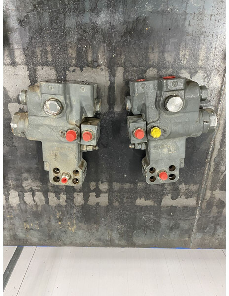 Liebherr - Гидравлика: фото 2 Liebherr - Гидравлика: фото 2