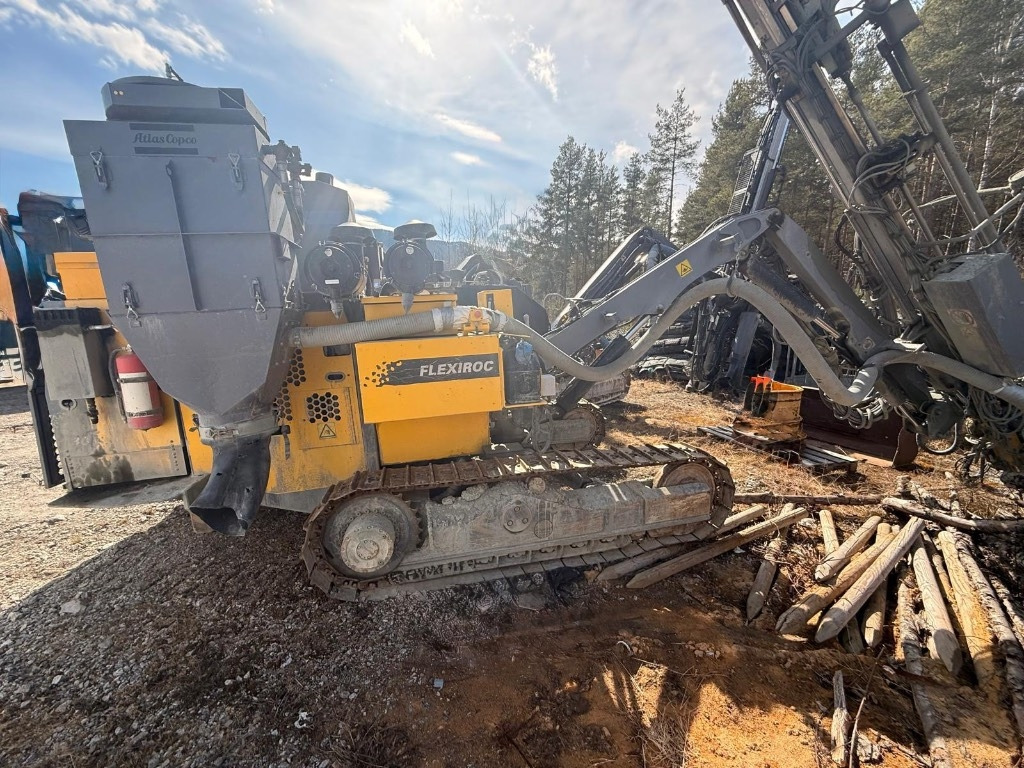 Atlas Copco FLEXIROC T30 R-03 - Буровая машина: фото 1 Atlas Copco FLEXIROC T30 R-03 - Буровая машина: фото 1