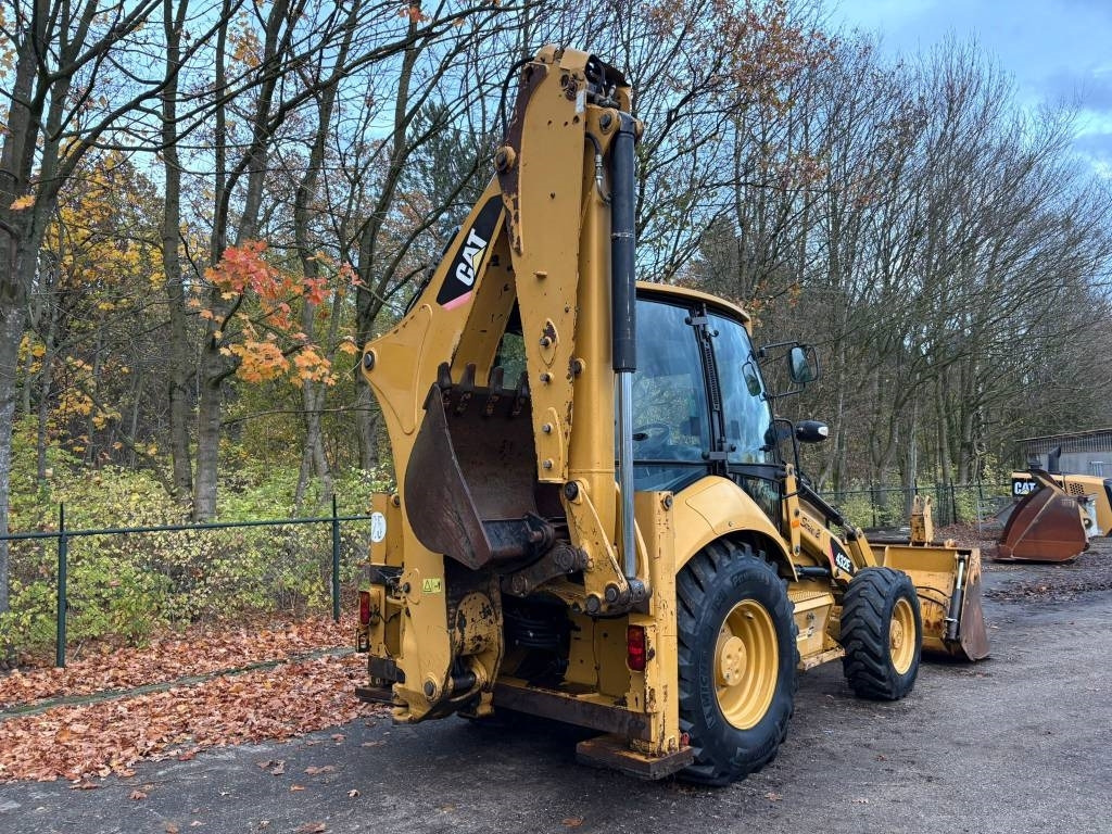 CAT 432E - Экскаватор-погрузчик: фото 4 CAT 432E - Экскаватор-погрузчик: фото 4