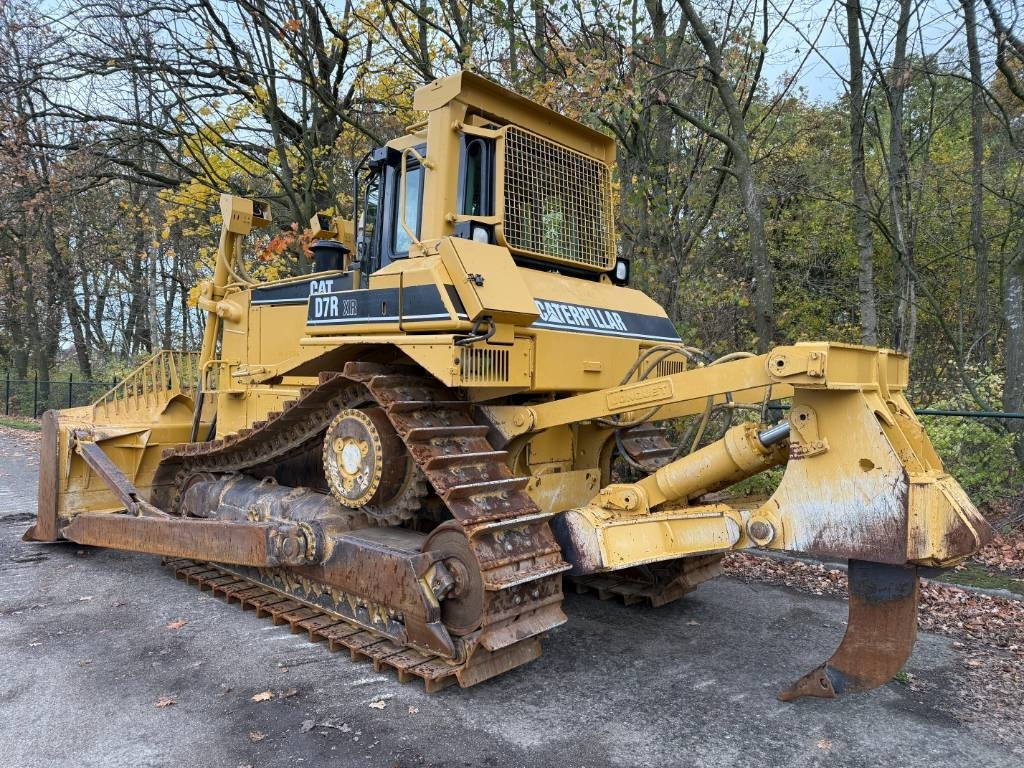 CAT D7R XR CE / LOW HOURS / TOP CONDITION - Бульдозер: фото 3 CAT D7R XR CE / LOW HOURS / TOP CONDITION - Бульдозер: фото 3