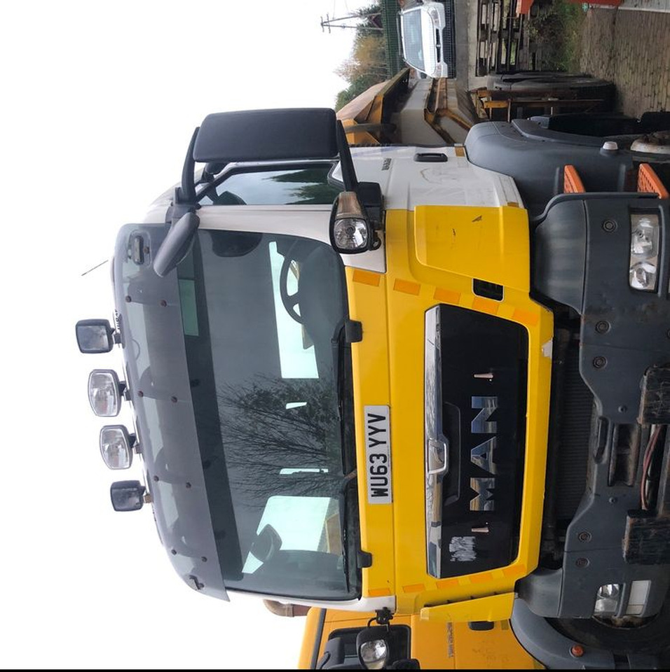 MAN TGS 26.320 6x6BB piaskarka solarka econ schmidt pług - Коммунальная/ Специальная техника, Грузовик: фото 2 MAN TGS 26.320 6x6BB piaskarka solarka econ schmidt pług - Коммунальная/ Специальная техника, Грузовик: фото 2