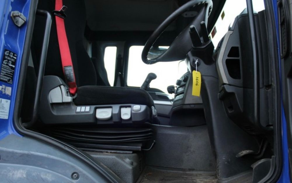 MAN Tgs 26.360 6x4 wywrotka piaskarka pług e6 euro6 - Самосвал: фото 3 MAN Tgs 26.360 6x4 wywrotka piaskarka pług e6 euro6 - Самосвал: фото 3