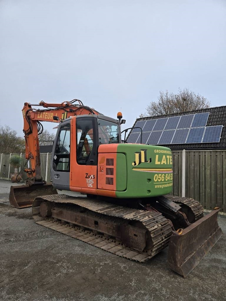 Hitachi ZX 135 US - Гусеничный экскаватор: фото 2 Hitachi ZX 135 US - Гусеничный экскаватор: фото 2