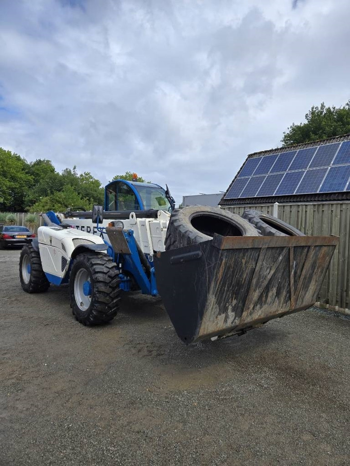 Terex Telelift 4017 - Телескопический погрузчик: фото 2 Terex Telelift 4017 - Телескопический погрузчик: фото 2