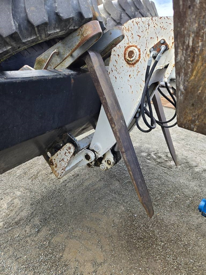 Terex Telelift 4017 - Телескопический погрузчик: фото 4 Terex Telelift 4017 - Телескопический погрузчик: фото 4