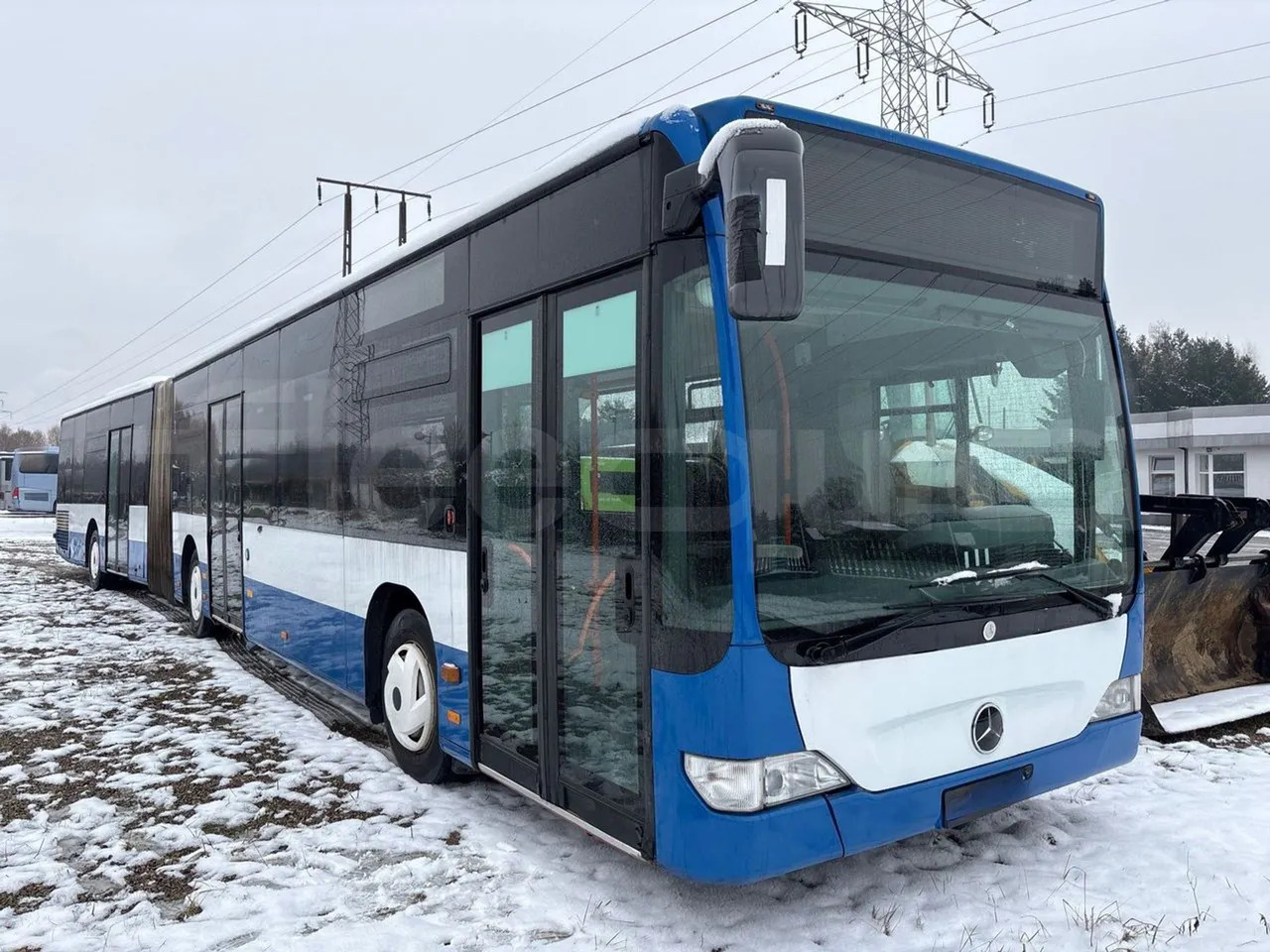 Mercedes-Benz O 530 - Другая техника: фото 1 Mercedes-Benz O 530 - Другая техника: фото 1