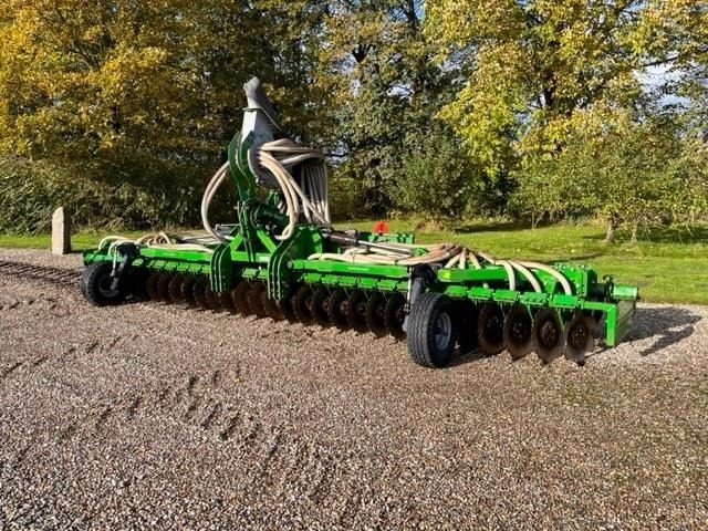 Inter-Tech 7.5 METERS - Адаптер для внутрипочвенного внесения удобрений: фото 1 Inter-Tech 7.5 METERS - Адаптер для внутрипочвенного внесения удобрений: фото 1