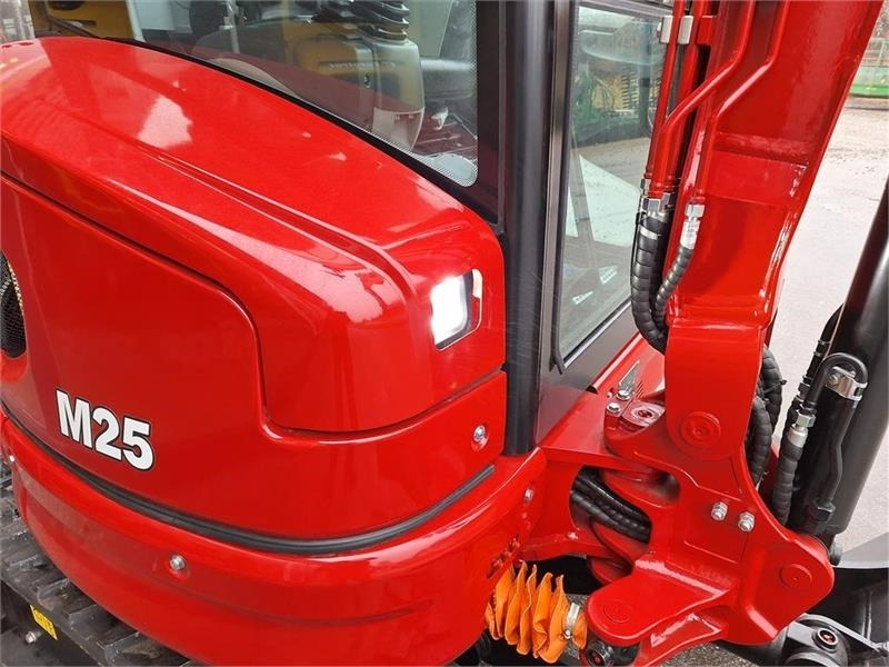 Mole M25 - Мини-экскаватор: фото 4 Mole M25 - Мини-экскаватор: фото 4