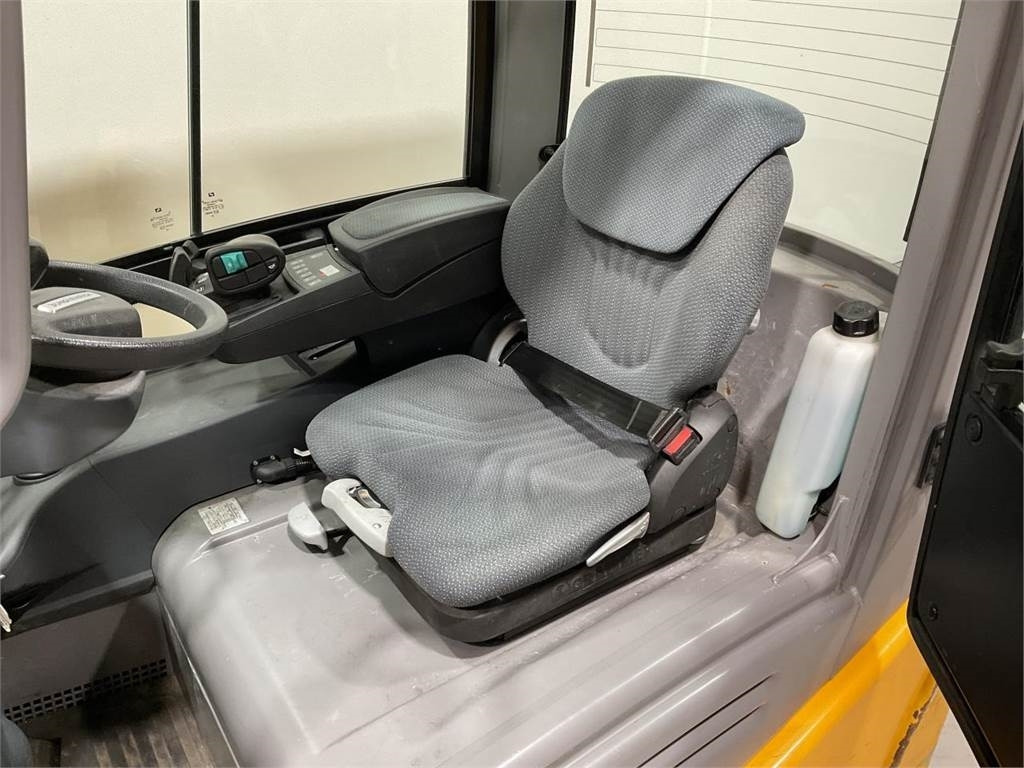 Jungheinrich EFG 220 - Электропогрузчик: фото 5 Jungheinrich EFG 220 - Электропогрузчик: фото 5