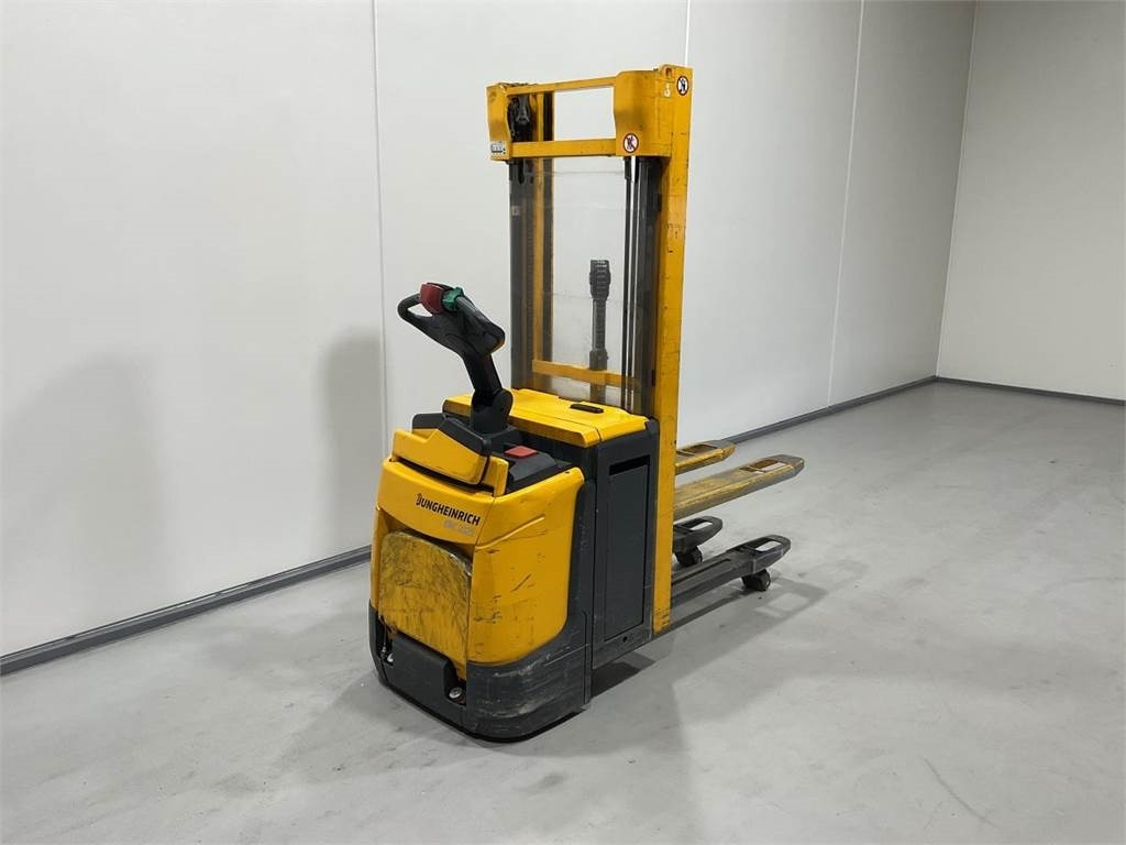 Jungheinrich ERC 212Z - Штабелер: фото 2 Jungheinrich ERC 212Z - Штабелер: фото 2