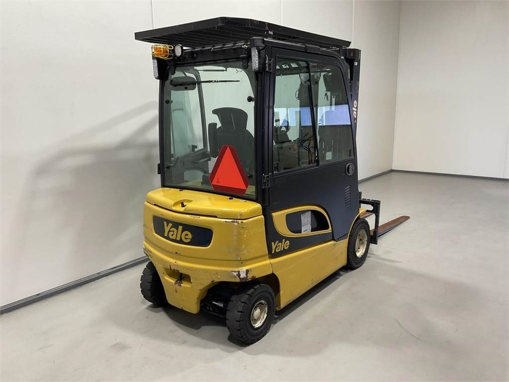 Yale ERP30VL - Электропогрузчик: фото 2 Yale ERP30VL - Электропогрузчик: фото 2