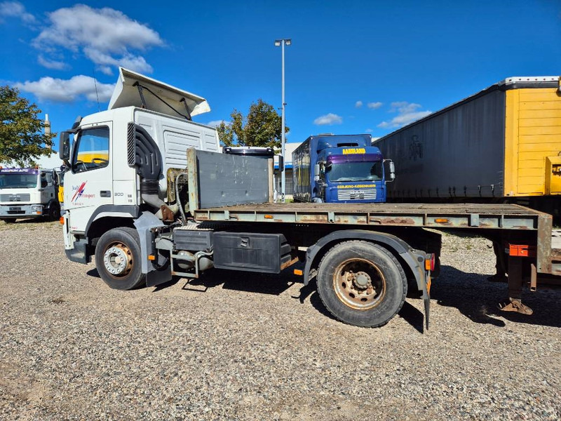 Volvo FM 300 // 4x2 // Manuel - Тягач: фото 3 Volvo FM 300 // 4x2 // Manuel - Тягач: фото 3