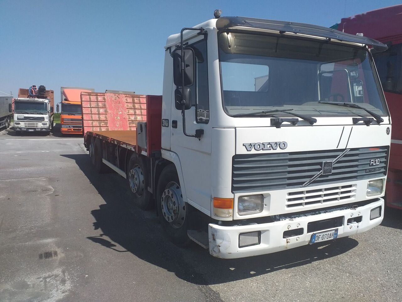 Volvo FL 10.320 - Грузовик бортовой/ Платформа: фото 2 Volvo FL 10.320 - Грузовик бортовой/ Платформа: фото 2