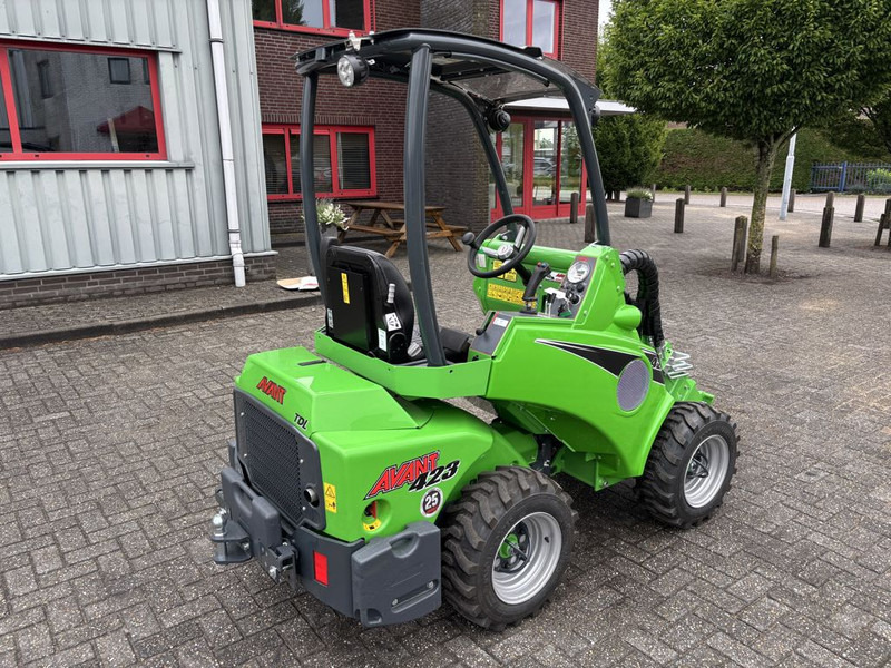 Avant 423 TDL - Колёсный погрузчик: фото 3 Avant 423 TDL - Колёсный погрузчик: фото 3