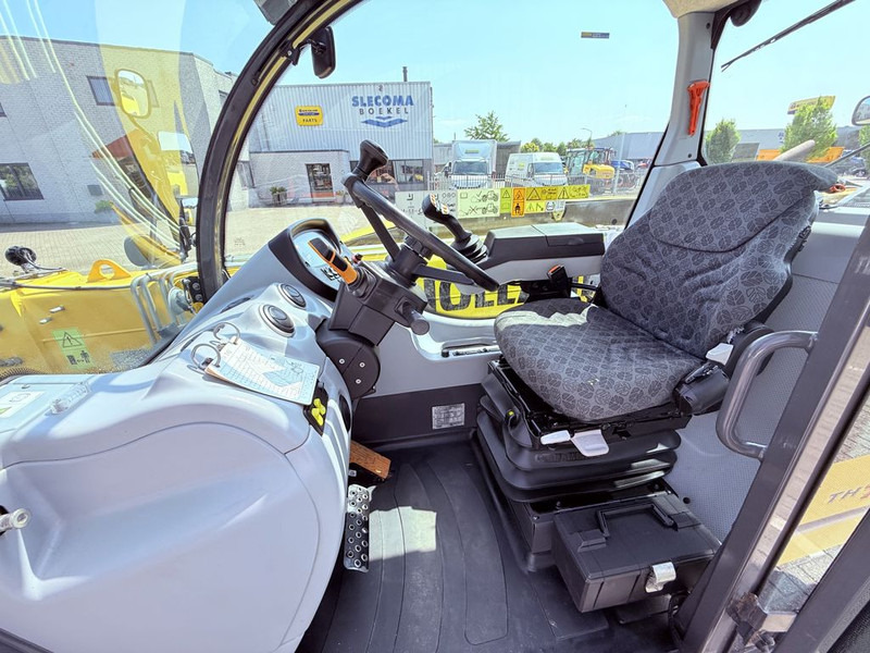 New Holland TH7.42 Telehandler - Телескопический погрузчик: фото 3 New Holland TH7.42 Telehandler - Телескопический погрузчик: фото 3