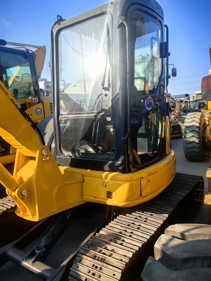 High Quality Mini Komatsu PC 55MR 5.5 Ton Earth-Moving Machine with Motor Engine Gearbox Gear in Stock - Мини-экскаватор: фото 2 High Quality Mini Komatsu PC 55MR 5.5 Ton Earth-Moving Machine with Motor Engine Gearbox Gear in Stock - Мини-экскаватор: фото 2