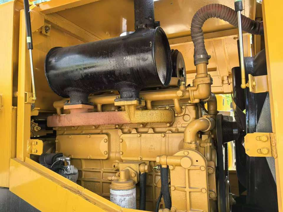 SDLG LG936l Earthmoving Equipment Wheel Loaders 4x4 3 Ton Compact New Small 936 Loader for Sale - Колёсный погрузчик: фото 5 SDLG LG936l Earthmoving Equipment Wheel Loaders 4x4 3 Ton Compact New Small 936 Loader for Sale - Колёсный погрузчик: фото 5