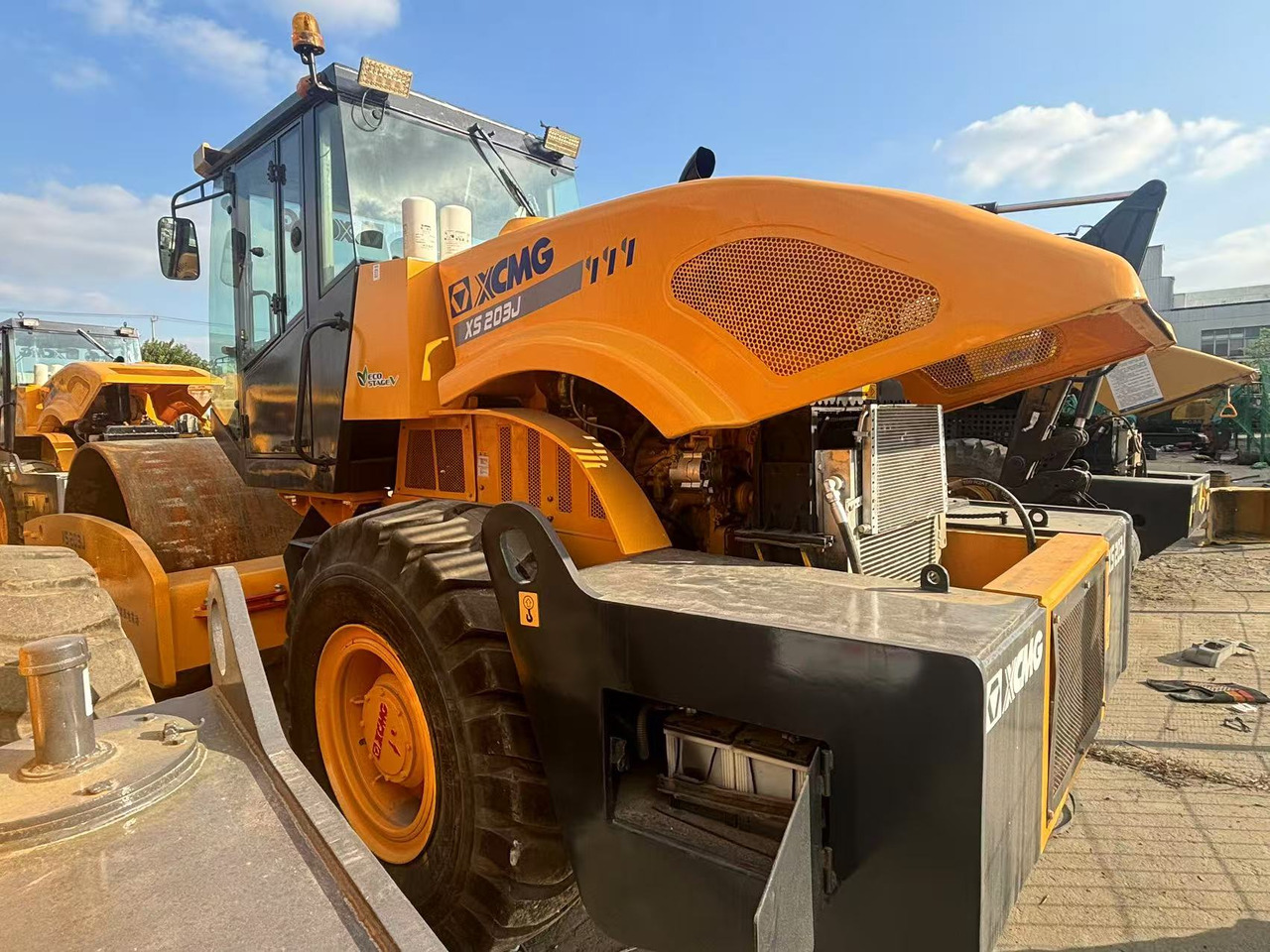 XCMG XS203J - Компактор: фото 4 XCMG XS203J - Компактор: фото 4