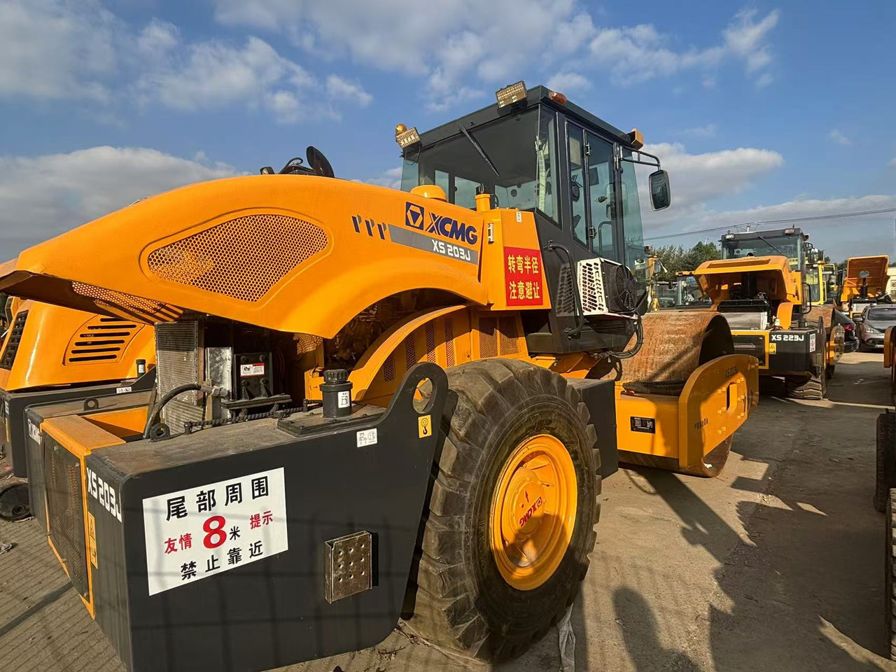 XCMG XS203J - Компактор: фото 3 XCMG XS203J - Компактор: фото 3