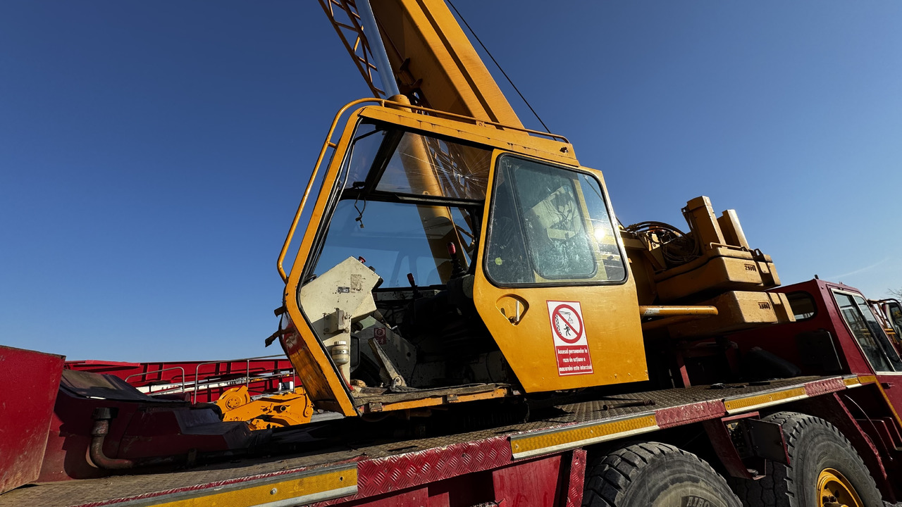 TADANO FAUN RTF 40-3 - Вседорожный кран: фото 3 TADANO FAUN RTF 40-3 - Вседорожный кран: фото 3