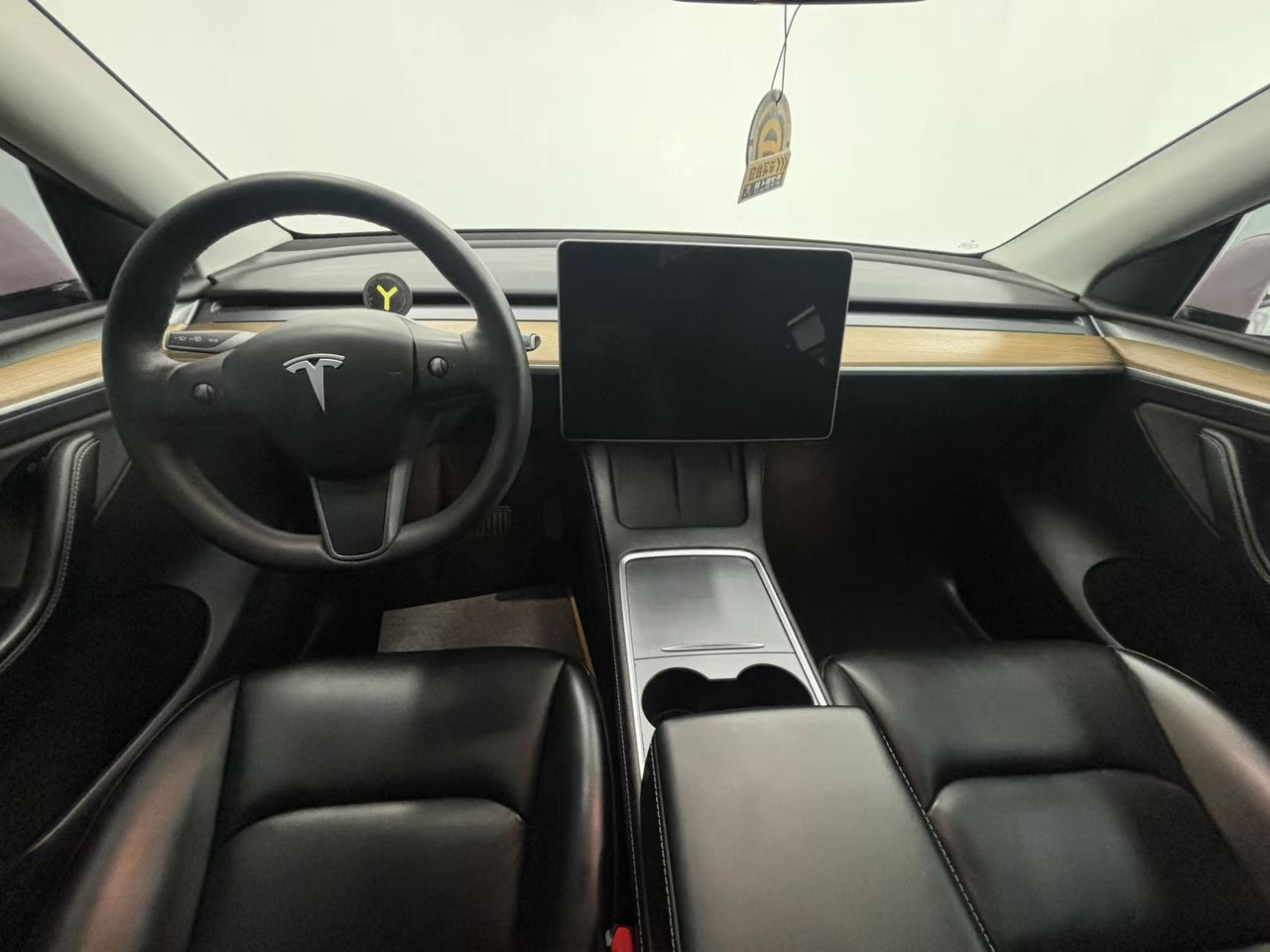 TESLA MODEL Y - Внедорожник: фото 5 TESLA MODEL Y - Внедорожник: фото 5