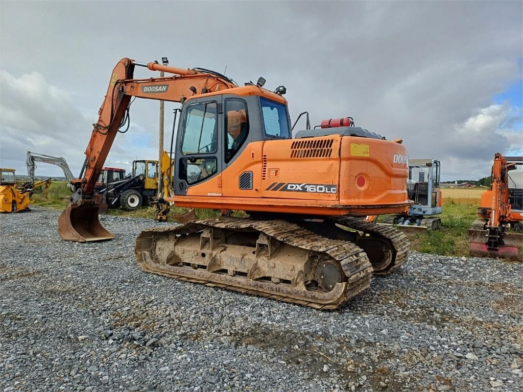 Doosan DX160LC Metsä alustalla - Гусеничный экскаватор: фото 3 Doosan DX160LC Metsä alustalla - Гусеничный экскаватор: фото 3
