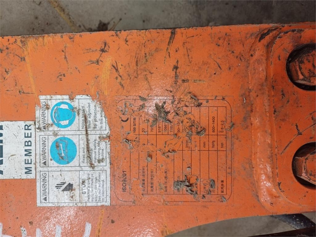 EDT 100 S/TB hydraulivasara - Гидромолот для Строительной техники: фото 3 EDT 100 S/TB hydraulivasara - Гидромолот для Строительной техники: фото 3