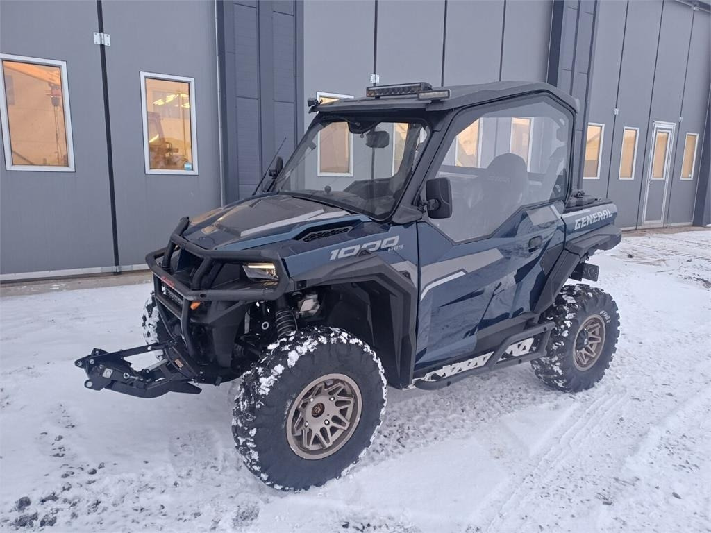 Polaris General 1000 4x4 ABS - Трактор: фото 1 Polaris General 1000 4x4 ABS - Трактор: фото 1