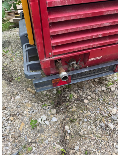 Atlas-Copco XAHS 186 - Воздушный компрессор: фото 2 Atlas-Copco XAHS 186 - Воздушный компрессор: фото 2