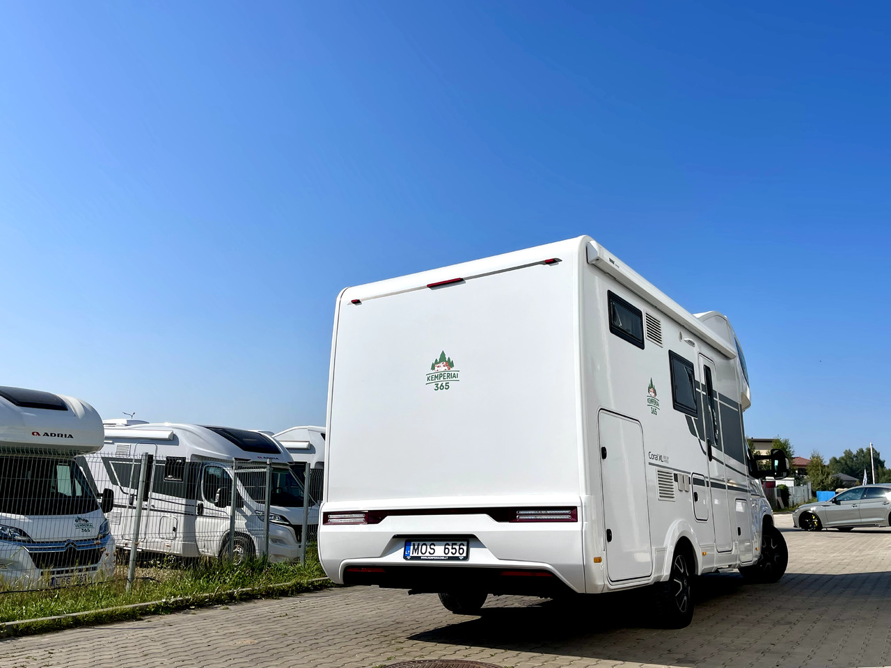 Adria Coral Xl 600 DP - Альковный автодом: фото 2 Adria Coral Xl 600 DP - Альковный автодом: фото 2