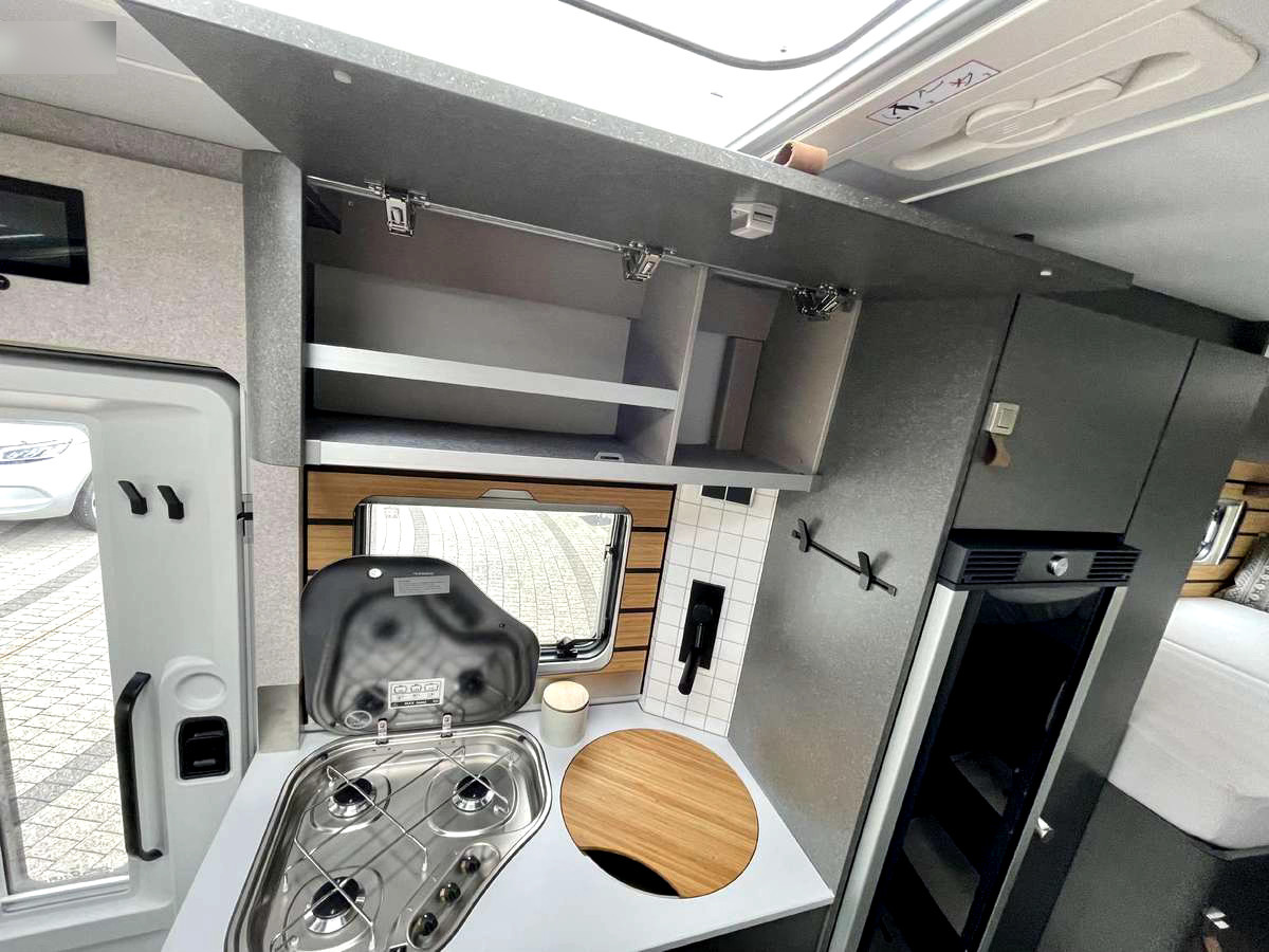 Новый Полуинтегрированный автодом Hymer MLT 580 4x4: фото 13 Новый Полуинтегрированный автодом Hymer MLT 580 4x4: фото 13