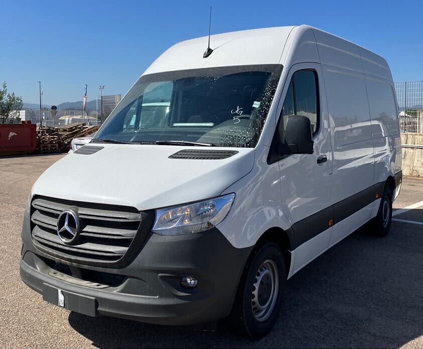 SPRINTER FURGONE NUOVO PRONTA CONSEGNA - Цельнометаллический фургон: фото 1 SPRINTER FURGONE NUOVO PRONTA CONSEGNA - Цельнометаллический фургон: фото 1