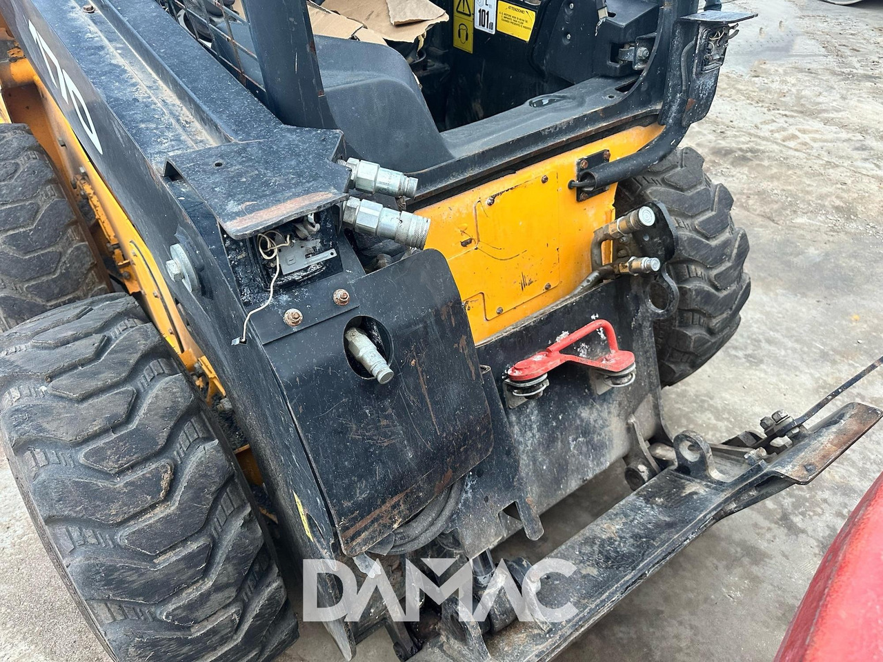 JCB 170HF - Мини-погрузчик с бортовым поворотом: фото 2 JCB 170HF - Мини-погрузчик с бортовым поворотом: фото 2