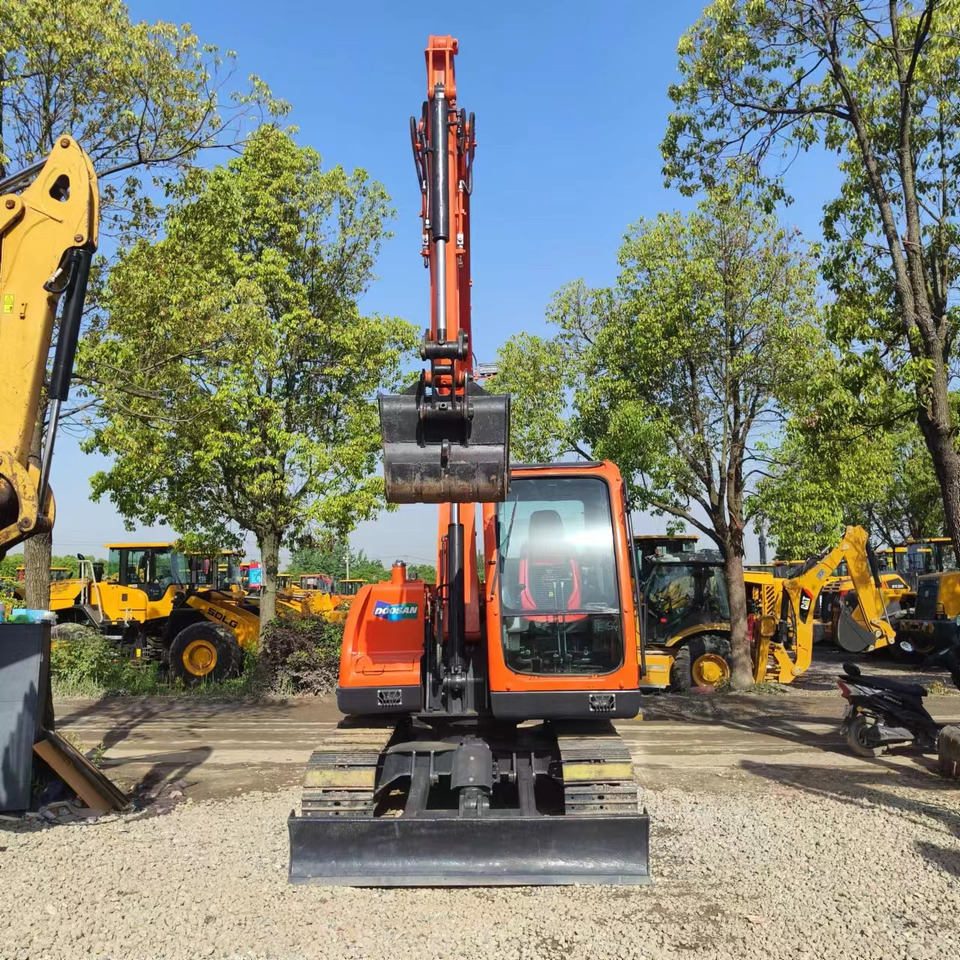 DOOSAN DX75 - Мини-экскаватор: фото 4 DOOSAN DX75 - Мини-экскаватор: фото 4