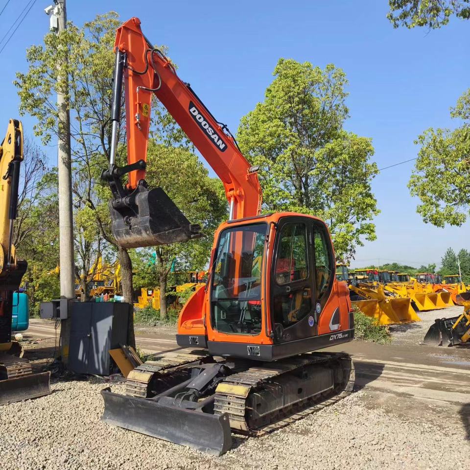 DOOSAN DX75 - Мини-экскаватор: фото 3 DOOSAN DX75 - Мини-экскаватор: фото 3