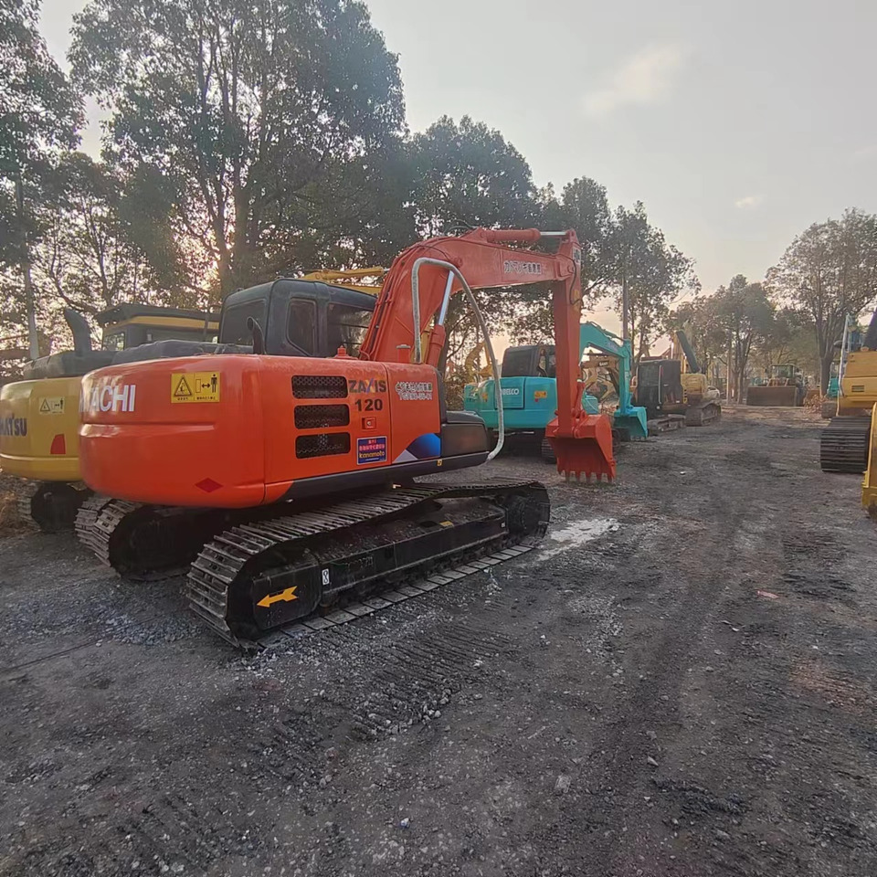 HITACHI ZX120 - Мини-экскаватор: фото 1 HITACHI ZX120 - Мини-экскаватор: фото 1