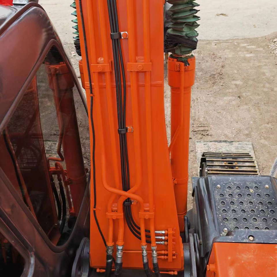 HITACHI ZX120 - Мини-экскаватор: фото 4 HITACHI ZX120 - Мини-экскаватор: фото 4