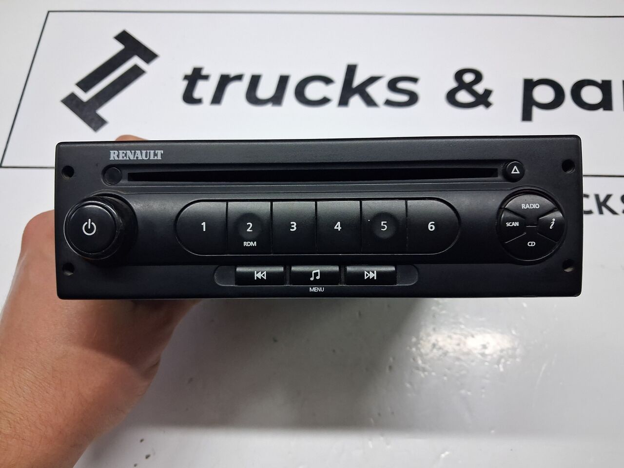 DELPHI RADIO RADIOODTWARZACZ CD 12V RENAULT PREMIUM MAGNUM MIDLUM DXI ORYGINAŁ - Кабина и интерьер для Грузовиков: фото 2 DELPHI RADIO RADIOODTWARZACZ CD 12V RENAULT PREMIUM MAGNUM MIDLUM DXI ORYGINAŁ - Кабина и интерьер для Грузовиков: фото 2