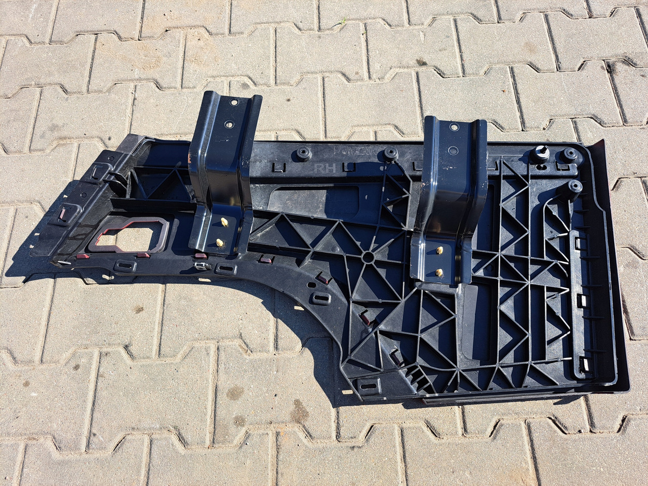 FORD PRZEDŁUŻENIE STOPNICY PRAWE ORYGINAŁ FORD F-MAX EURO 6 - Кузов и экстерьер для Грузовиков: фото 4 FORD PRZEDŁUŻENIE STOPNICY PRAWE ORYGINAŁ FORD F-MAX EURO 6 - Кузов и экстерьер для Грузовиков: фото 4