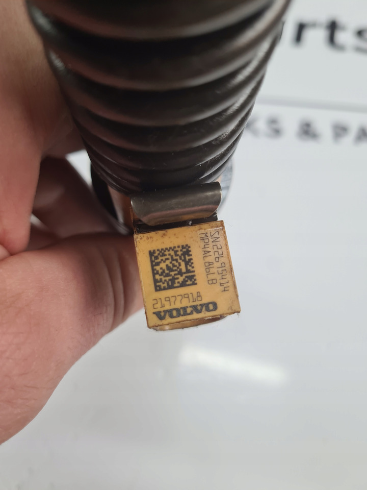 POMPOWTRYSKIWACZE RENAULT GAMA T C K RANGE VOLVO FH 4 FM 4 21977918 - Распределитель впрыска: фото 2 POMPOWTRYSKIWACZE RENAULT GAMA T C K RANGE VOLVO FH 4 FM 4 21977918 - Распределитель впрыска: фото 2