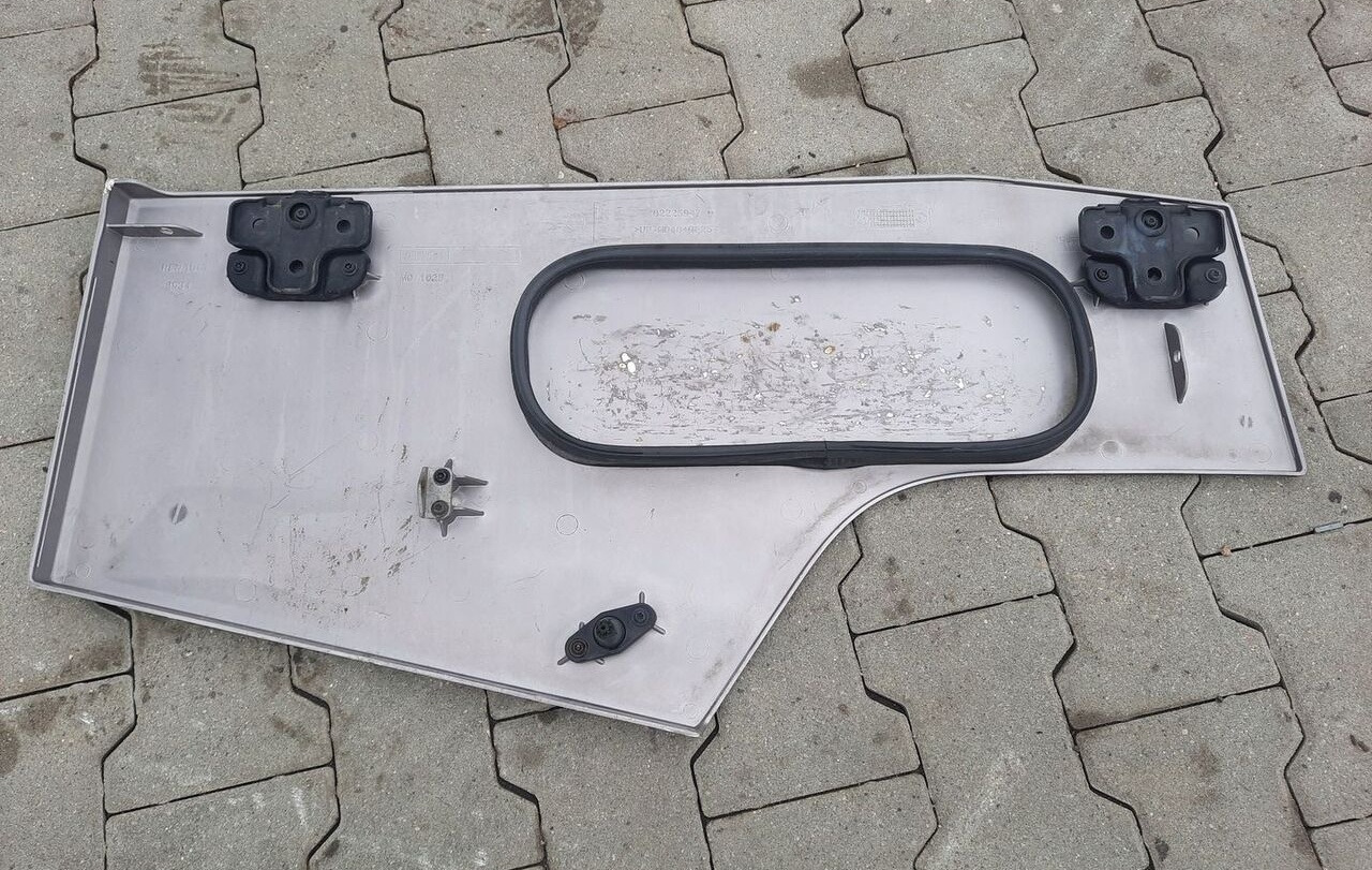 RENAULT KLAPA SCHOWKA DRZWICZKI LEWE RENAULT GAMA RANGE T - Кузов и экстерьер для Грузовиков: фото 5 RENAULT KLAPA SCHOWKA DRZWICZKI LEWE RENAULT GAMA RANGE T - Кузов и экстерьер для Грузовиков: фото 5